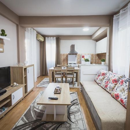 Axios Apartment ゲヴゲリヤ エクステリア 写真