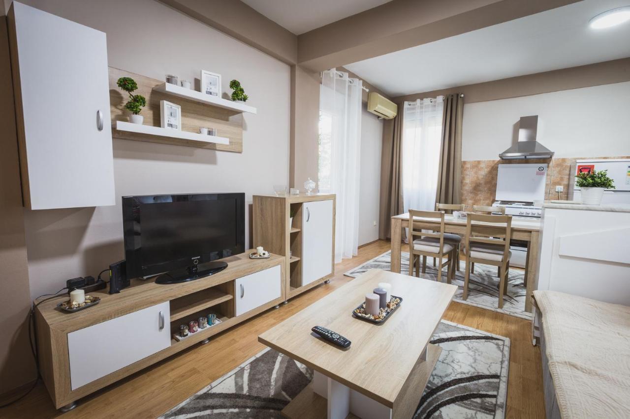 Axios Apartment ゲヴゲリヤ エクステリア 写真