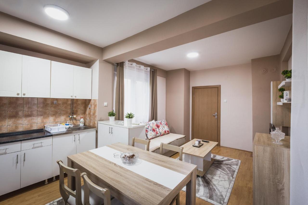 Axios Apartment ゲヴゲリヤ エクステリア 写真