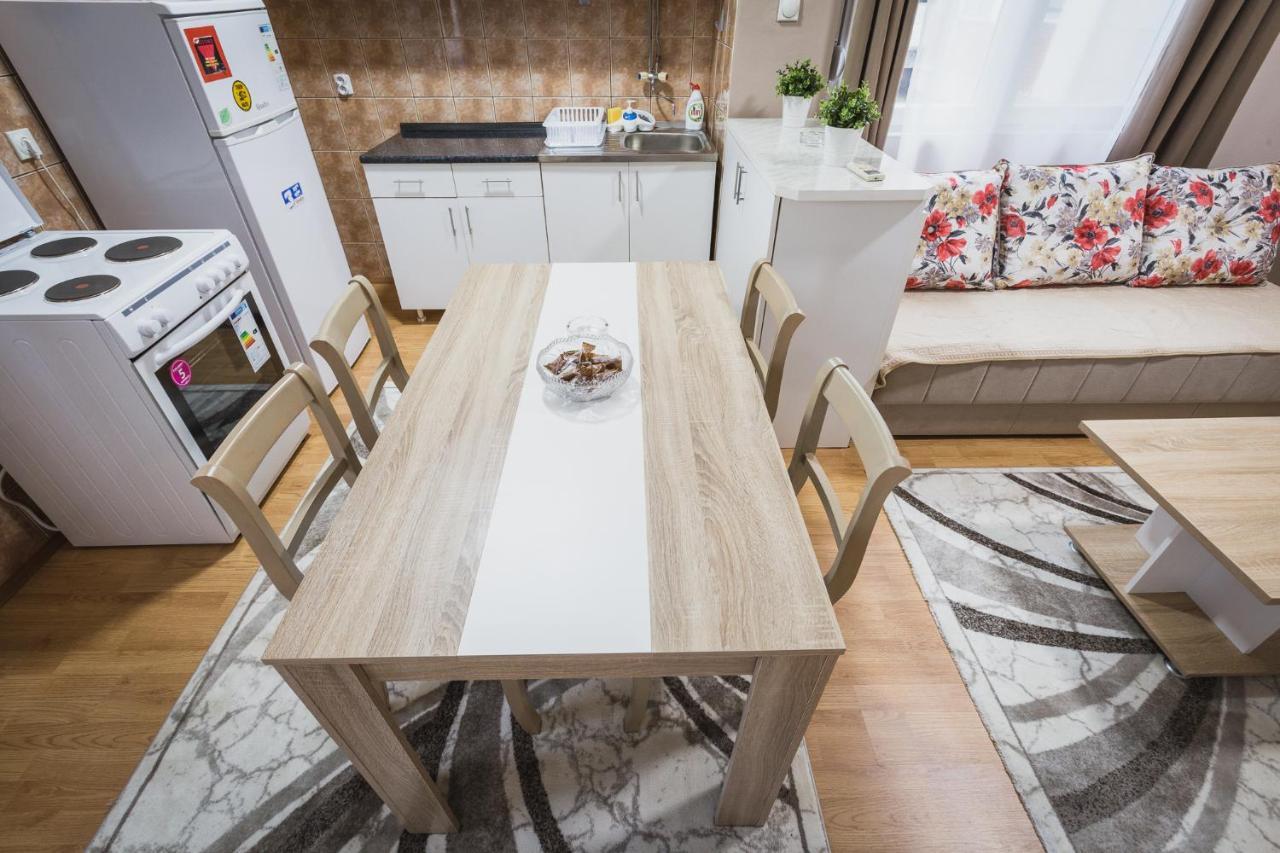 Axios Apartment ゲヴゲリヤ エクステリア 写真
